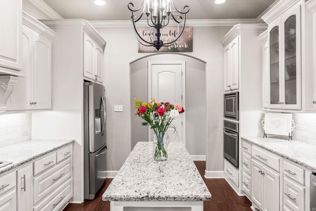 9833 OAK HEIGHTS, Sherwood, AR 72120