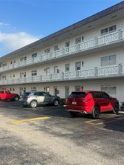 5171 W Oakland Park Boulevard 203, Lauderdale Lakes, FL 33313