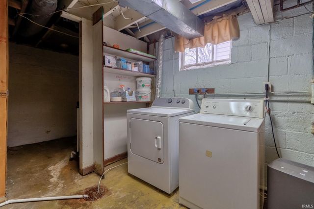 2022 E Franklin Street, Evansville, IN 47711