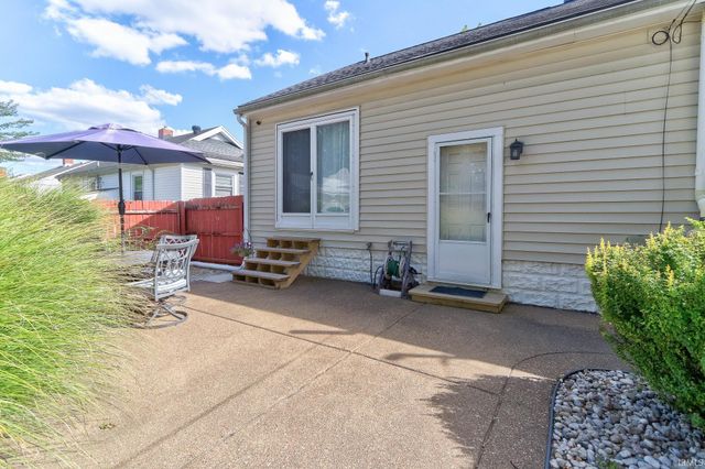 2022 E Franklin Street, Evansville, IN 47711