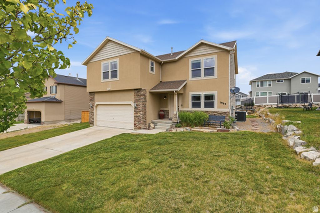 1967 E SYCAMORE DR, Eagle Mountain, UT 84005