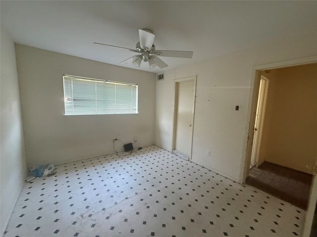 13329 Southview Lane, Dallas, TX 75240