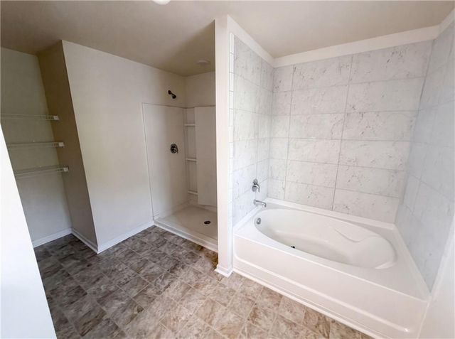 611 Dodson Lake Court, Fairburn, GA 30213