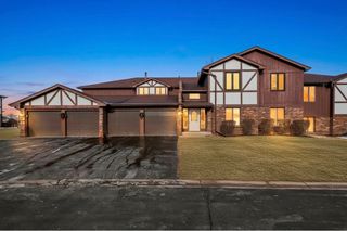 9748 Mill Drive E 2E, Palos Park, IL 60464