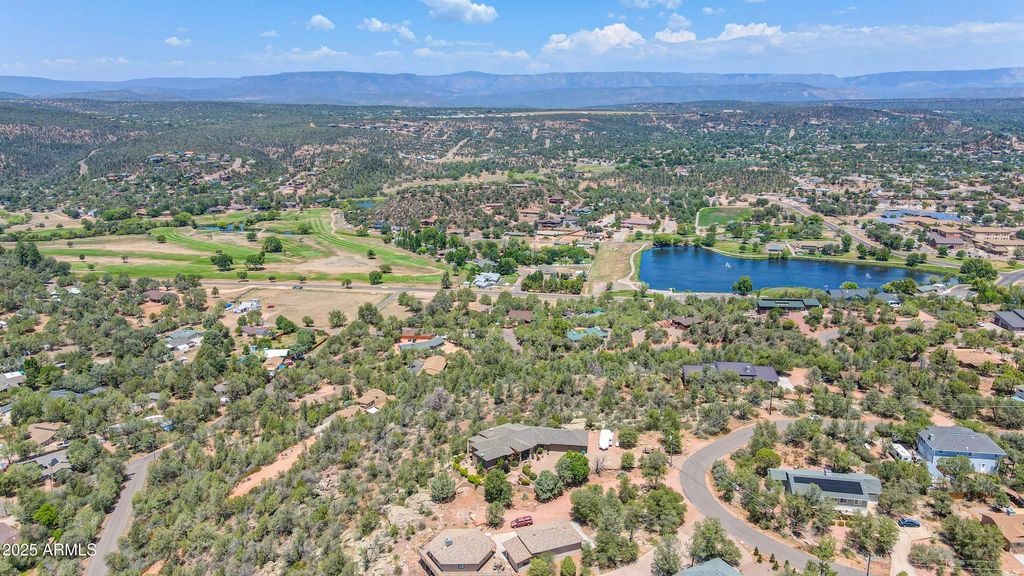 Image 9 of property listing at 1106 S GOLD NUGGET Lane 3, Payson, AZ 85541