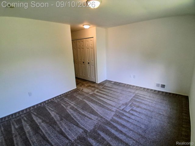 26583 Franklin Pointe Drive 153, Southfield, MI 48034