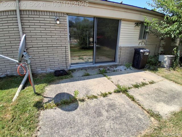 26583 Franklin Pointe Drive 153, Southfield, MI 48034