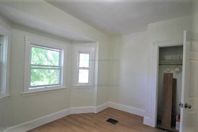 32 Mansfield Street, Boston, MA 02134