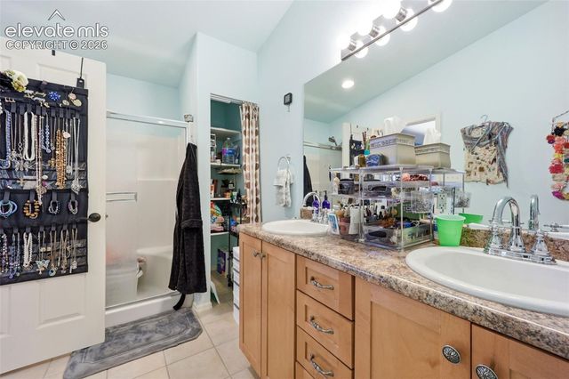 1286 N Ladonia Drive, Pueblo, CO 81007