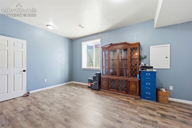 1286 N Ladonia Drive, Pueblo, CO 81007