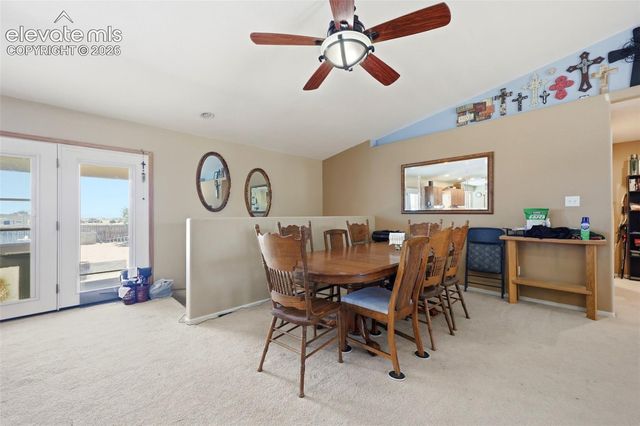 1286 N Ladonia Drive, Pueblo, CO 81007