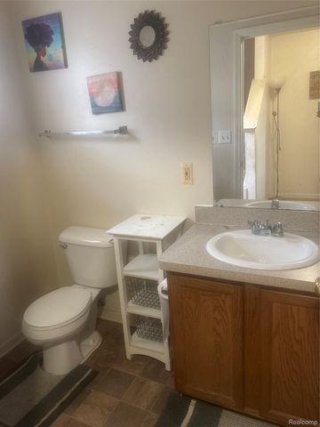 15463 Dexter Avenue, Detroit, MI 48238