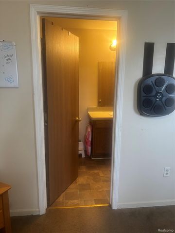 15463 Dexter Avenue, Detroit, MI 48238