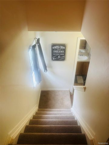 15463 Dexter Avenue, Detroit, MI 48238