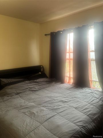 15463 Dexter Avenue, Detroit, MI 48238