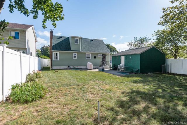472 Emerson Street, Uniondale, NY 11553