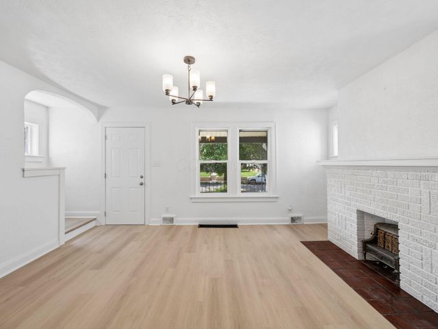 704 S Ogden Avenue, Columbus, OH 43204