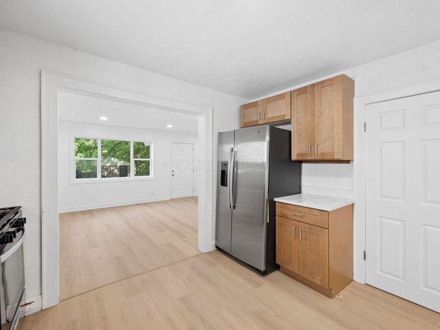704 S Ogden Avenue, Columbus, OH 43204