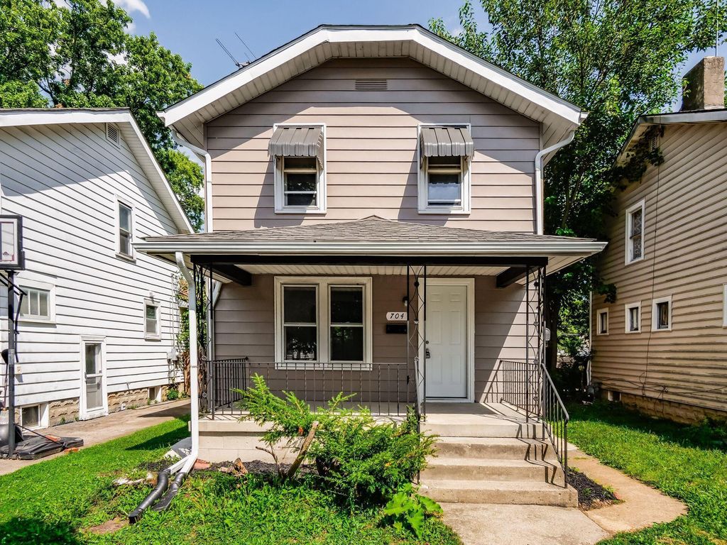 704 S Ogden Avenue, Columbus, OH 43204