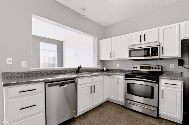 7045 Gavin Drive, Indianapolis, IN 46217