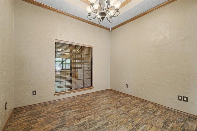 2004 NE 31st St, Lawton, OK 73507