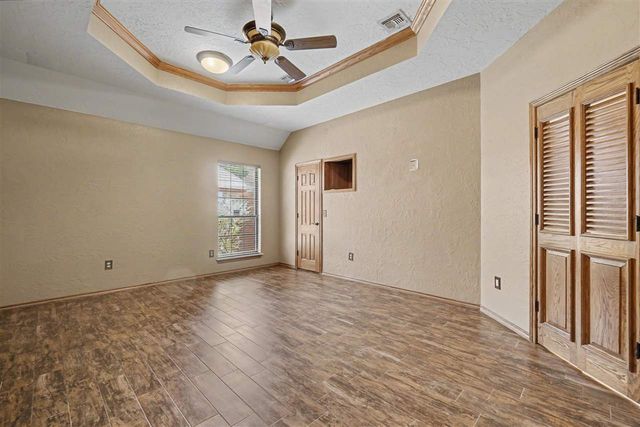 2004 NE 31st St, Lawton, OK 73507