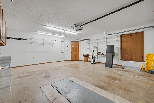 2004 NE 31st St, Lawton, OK 73507
