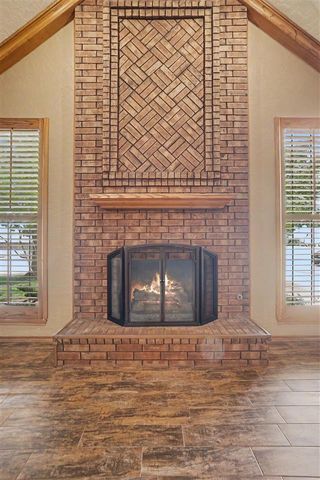 2004 NE 31st St, Lawton, OK 73507