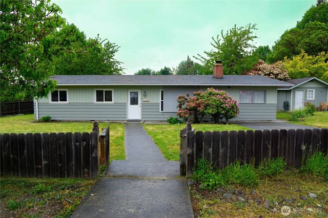 733 E 10th Street, Port Angeles, WA 98362