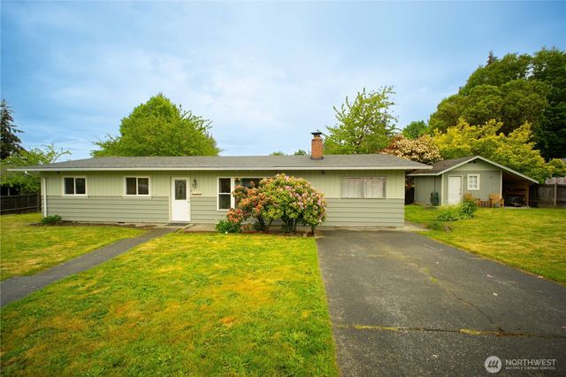 733 E 10th Street, Port Angeles, WA 98362