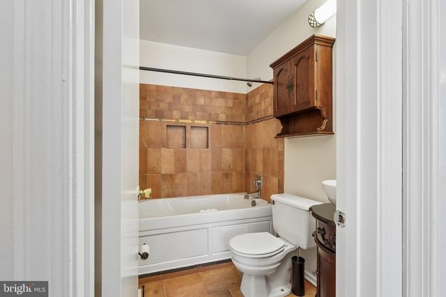 2313 WESTPORT LN, Crofton, MD 21114