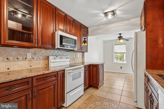 2313 WESTPORT LN, Crofton, MD 21114