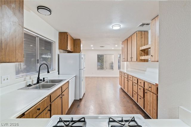 2366 Aqua Vista Avenue, Henderson, NV 89014