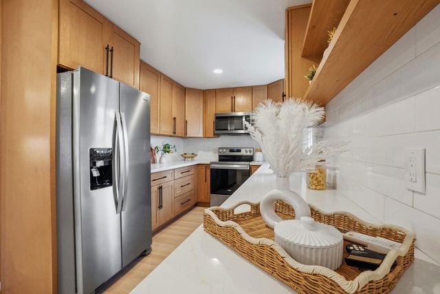 1630 1630 Nicholas, Concord, CA 94520