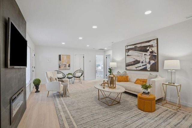 1630 1630 Nicholas, Concord, CA 94520