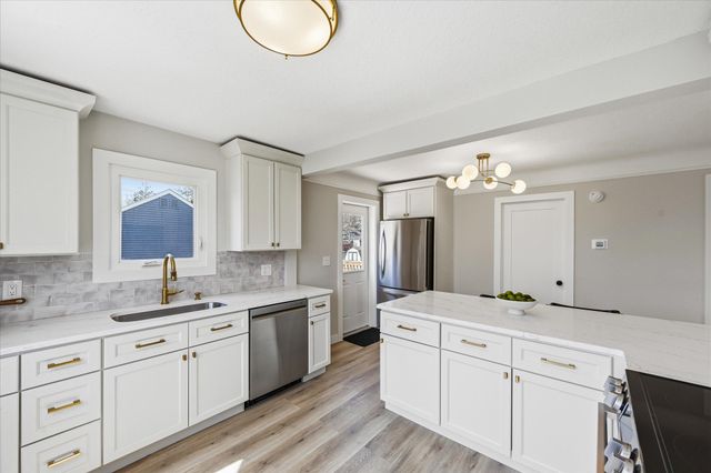 3370 Library Lane, Saint Louis Park, MN 55426