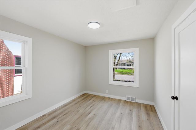 3370 Library Lane, Saint Louis Park, MN 55426