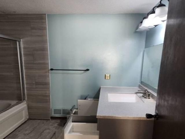 3584 Brookdale Drive N, Brooklyn Park, MN 55443