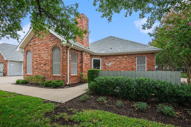 6120 Haley Lane, Fort Worth, TX 76132
