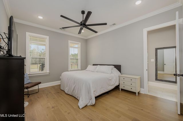 5042 Sophia Lane, Hernando, MS 38632