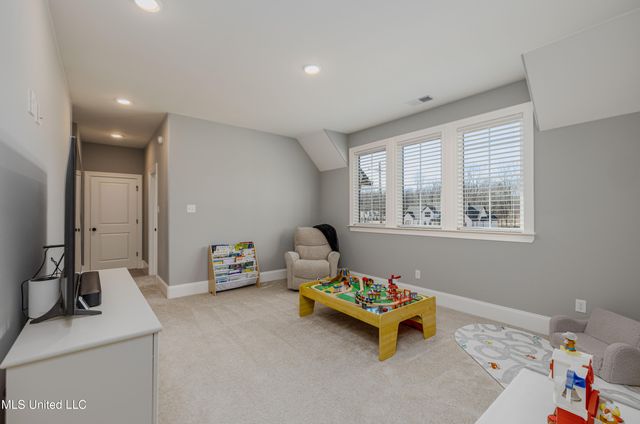 5042 Sophia Lane, Hernando, MS 38632