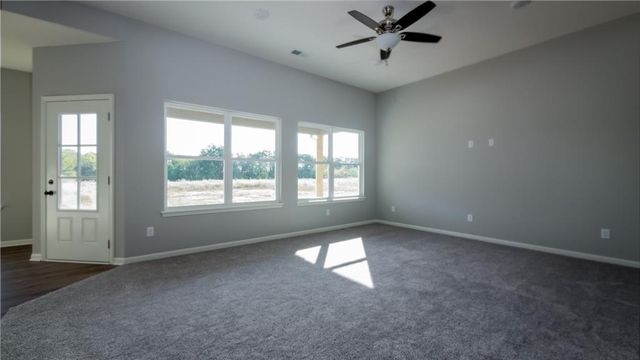 1307 NE White Oaks Lane, Oak Grove, MO 64075