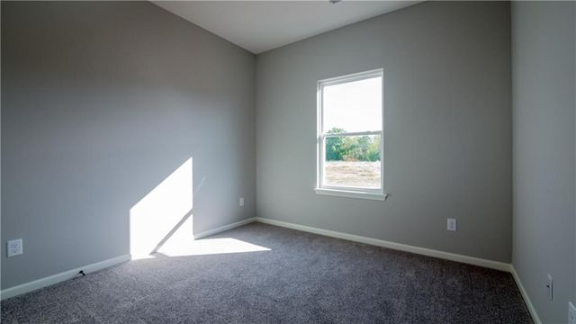 1307 NE White Oaks Lane, Oak Grove, MO 64075