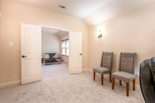 8436 Town Walk Drive, North Richland Hills, TX 76182