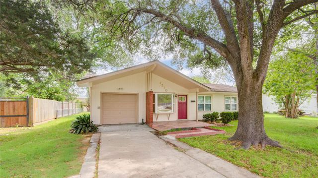 1210 Mac Drive Drive, Sweeny, TX 77480