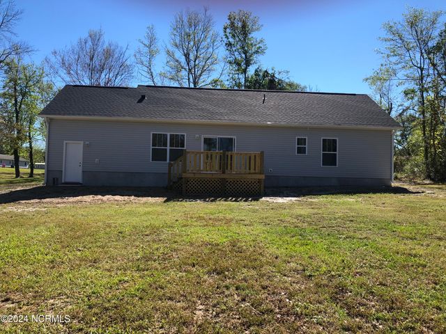 513 Peru Road, Sneads Ferry, NC 28460