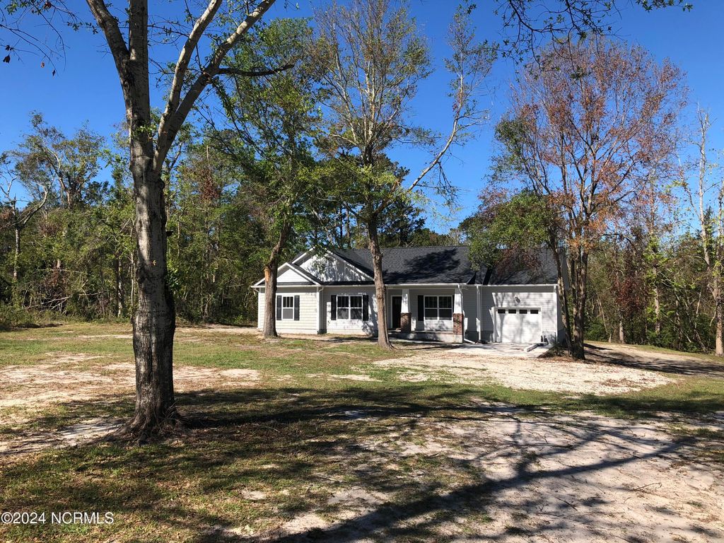 513 Peru Road, Sneads Ferry, NC 28460