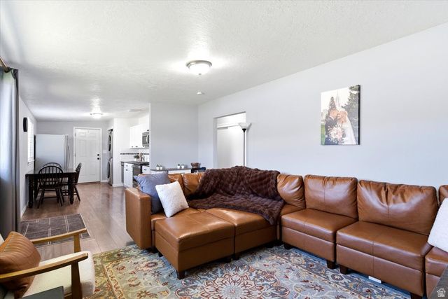 1319 N REID AVE, Layton, UT 84041
