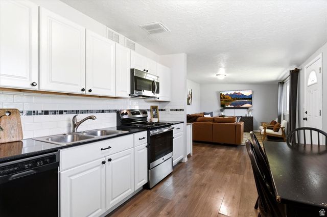 1319 N REID AVE, Layton, UT 84041