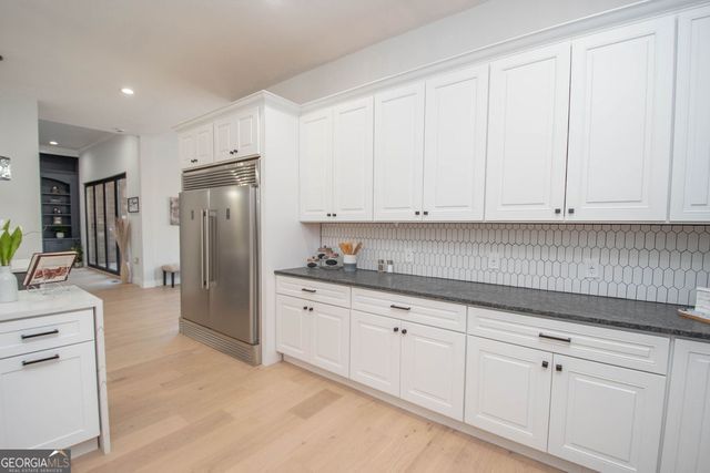 5705 Registry Oaks Lane SE, Mableton, GA 30126